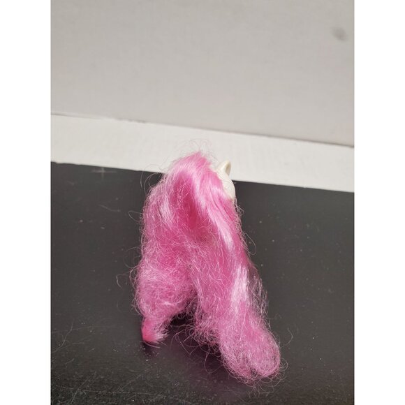 2009 My Little Pony McDonalds Unicorn Sweetie Belle White Pink Hair 2 1/2" - Picture 2 of 5